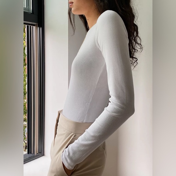 Aritzia New Somer Bodysuit - Picture 5 of 7